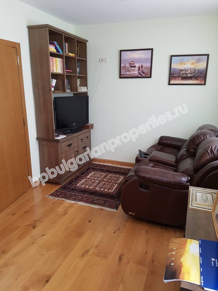 Работающий гостевой дом / гостиница на продажу в деревне вблизи города Троян Работающий гостевой дом / гостиница на продажу в деревне вблизи города Троян