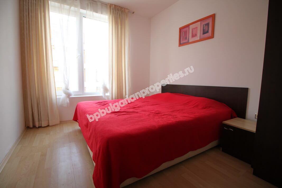 Меблированная двухкомнатная квартира близко к пляжу на продажу в курорте Солнечный Берег