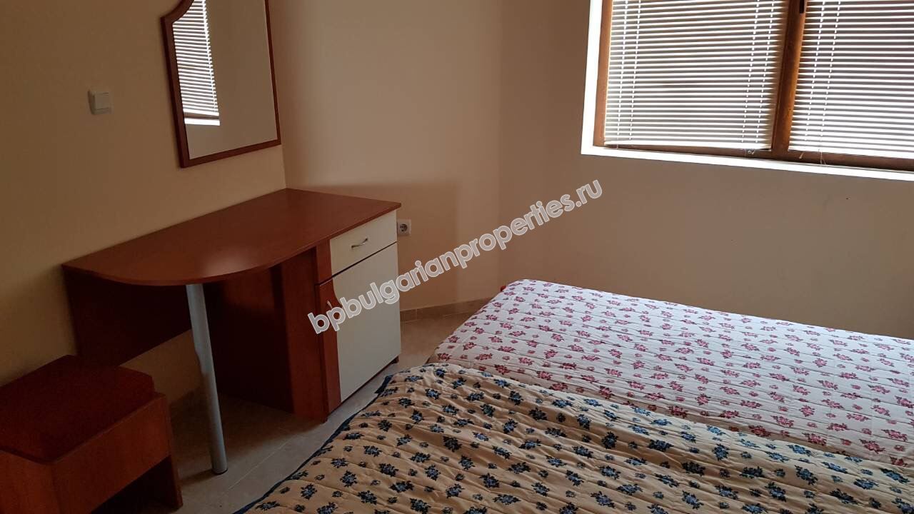 Меблированная квартира с тремя спальнями близко к пляжу на продажу в курорте Равда