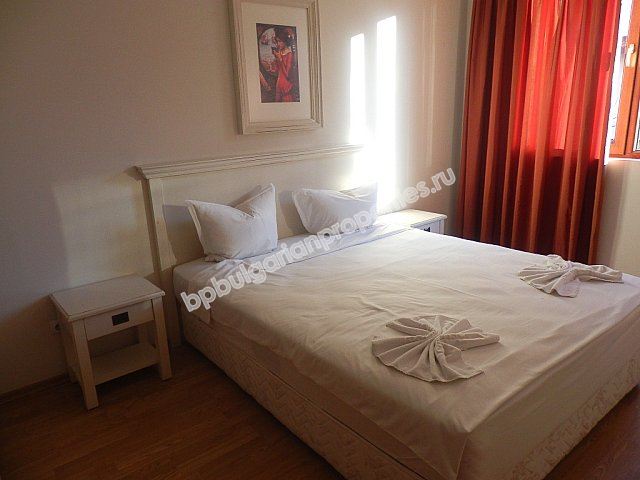 Меблированная двухкомнатная квартира близко к пляжу на продажу в курорте Солнечный Берег