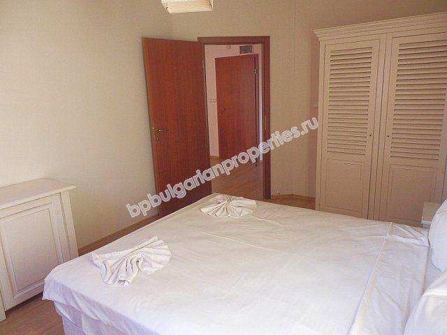 Меблированная двухкомнатная квартира близко к пляжу на продажу в курорте Солнечный Берег