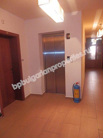 Меблированная двухкомнатная квартира близко к пляжу на продажу в курорте Солнечный Берег