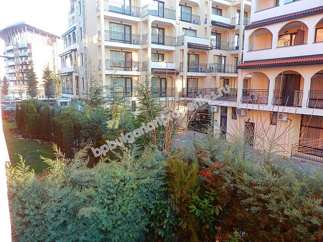 Меблированная двухкомнатная квартира близко к пляжу на продажу в курорте Солнечный Берег