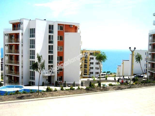 Меблированная студия с видом на море на продажу в курорте Святой Влас