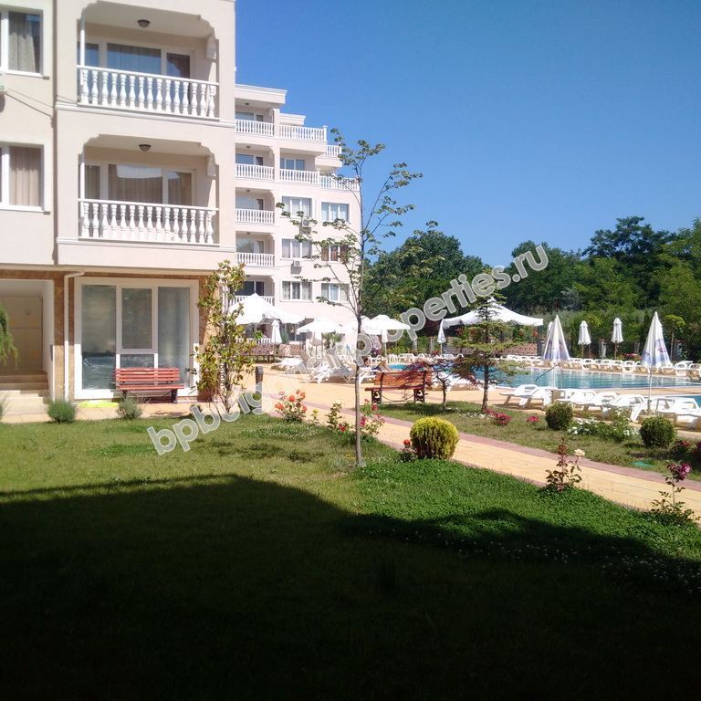 Новая двухкомнатная квартира на продажу близко к пляжу в городе Несебр