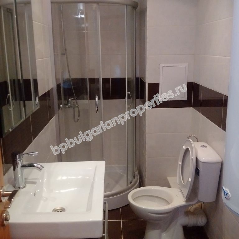 Новая двухкомнатная квартира на продажу близко к пляжу в городе Несебр