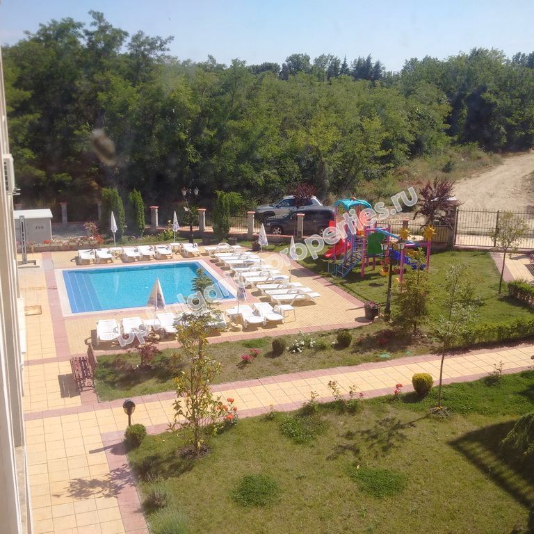 Новая двухкомнатная квартира на продажу близко к пляжу в городе Несебр