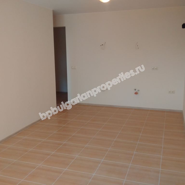 Новая двухкомнатная квартира на продажу близко к пляжу в городе Несебр