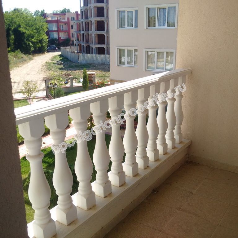 Новая двухкомнатная квартира на продажу близко к пляжу в городе Несебр