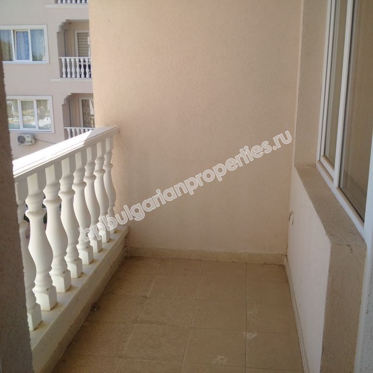 Новая двухкомнатная квартира на продажу близко к пляжу в городе Несебр