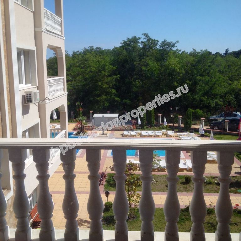 Новая двухкомнатная квартира на продажу близко к пляжу в городе Несебр