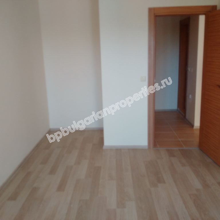 Новая двухкомнатная квартира на продажу близко к пляжу в городе Несебр