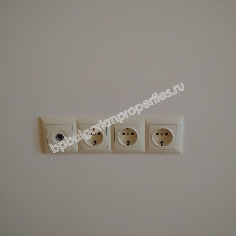 Новая двухкомнатная квартира на продажу близко к пляжу в городе Несебр