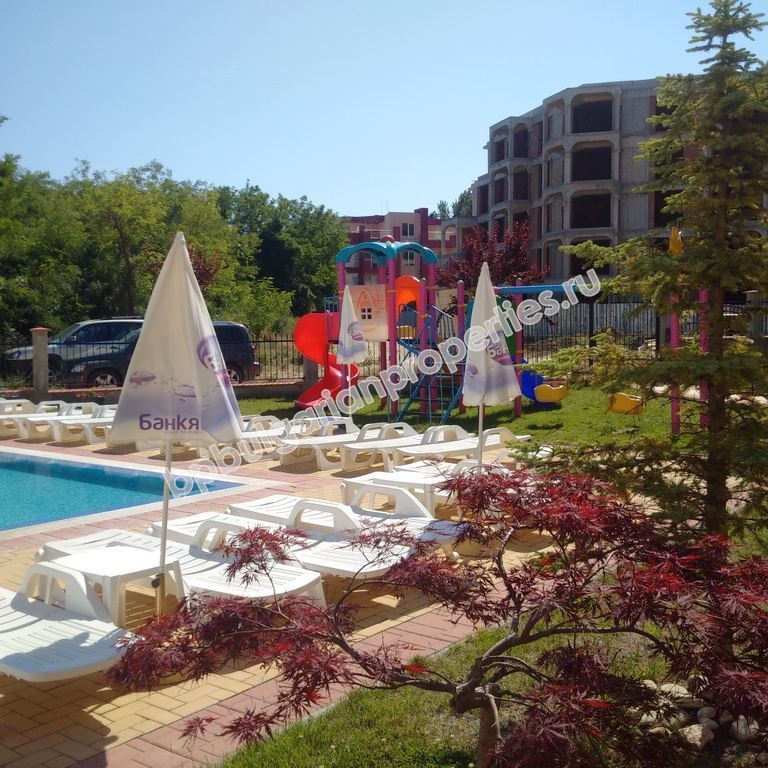 Новая двухкомнатная квартира на продажу близко к пляжу в городе Несебр