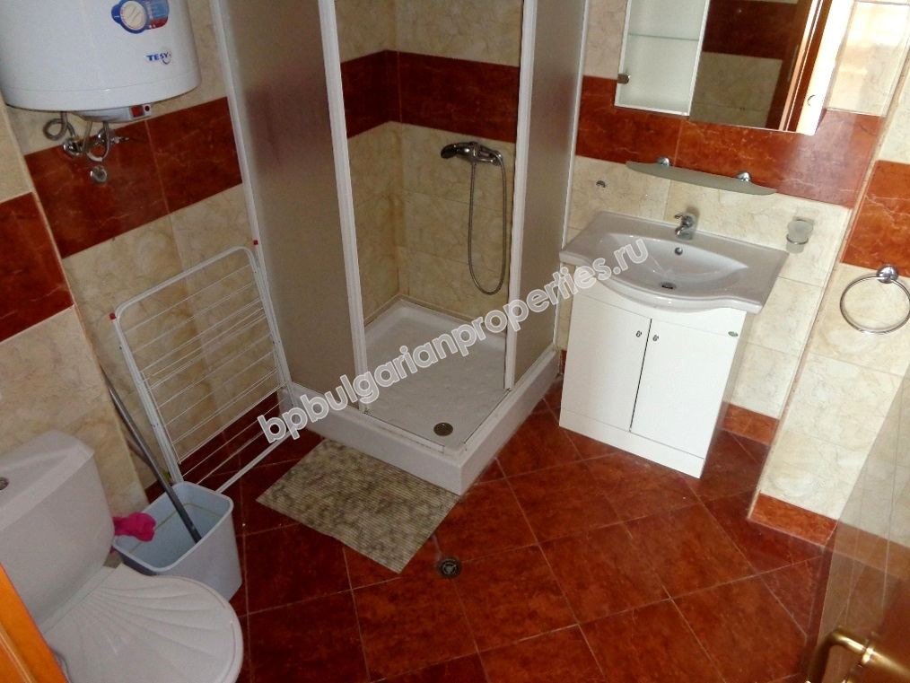 Трехкомнатная меблированная квартира с панорамным видом на море на продажу в курорте Святой Влас