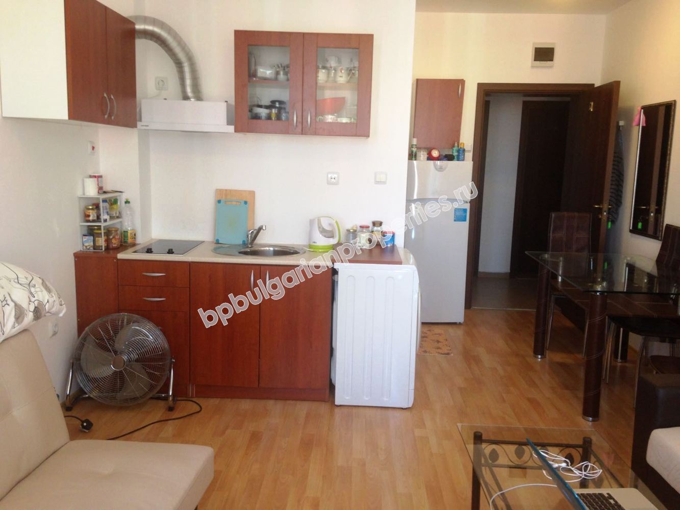 Меблированная студия экономичного класса на продажу в курорте Солнечный Берег