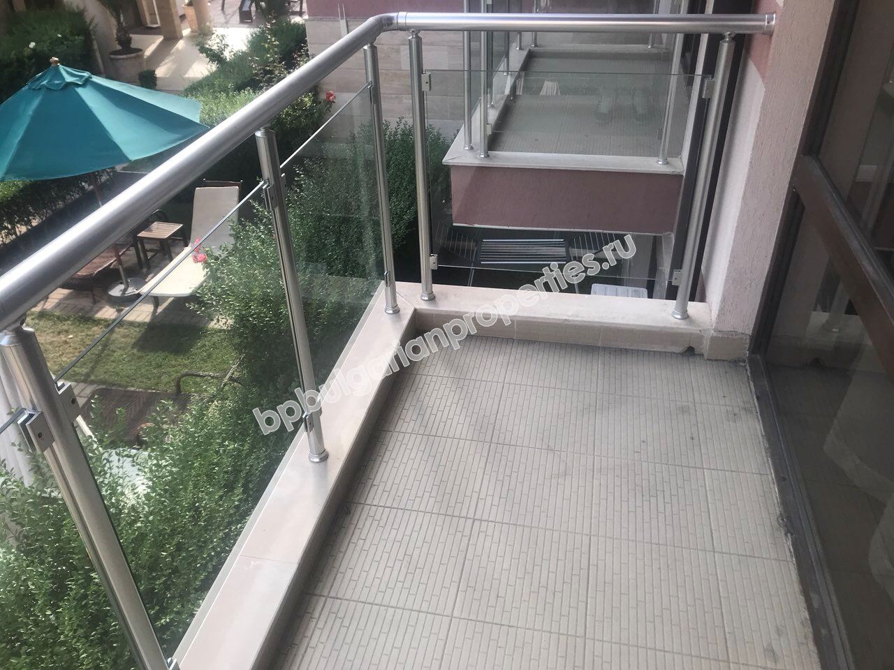 Шикарная меблированая двухкомнатная квартиры на продажу в элитном комплексе в курорте Солнечный Берег