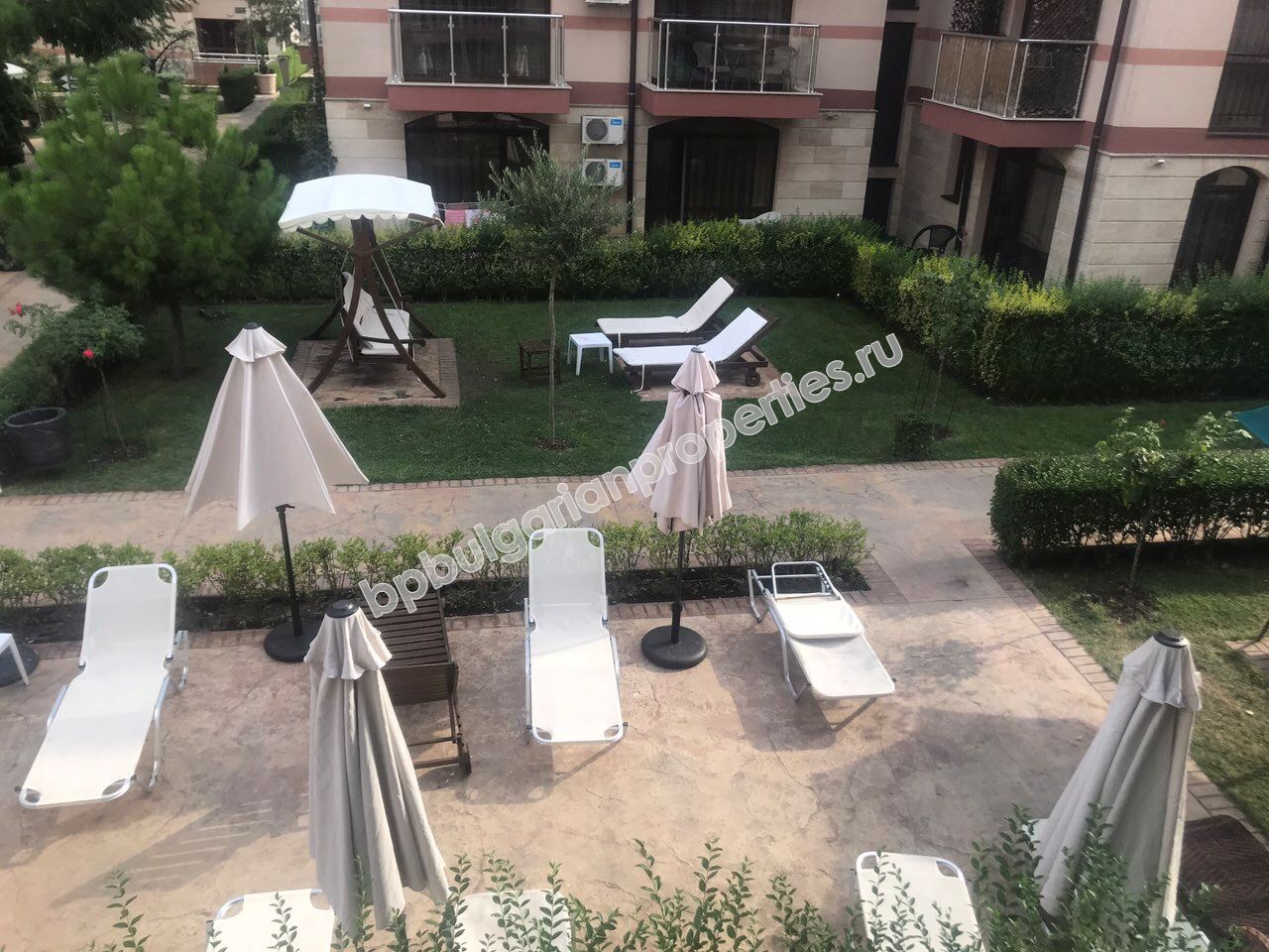 Шикарная меблированая двухкомнатная квартиры на продажу в элитном комплексе в курорте Солнечный Берег