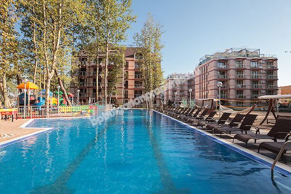 Шикарная меблированая двухкомнатная квартиры на продажу в элитном комплексе в курорте Солнечный Берег