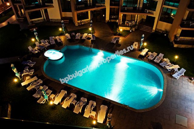 Меблированная двухкомнатная квартира близко к пляжу на продажу в курорте Солнечный Берег