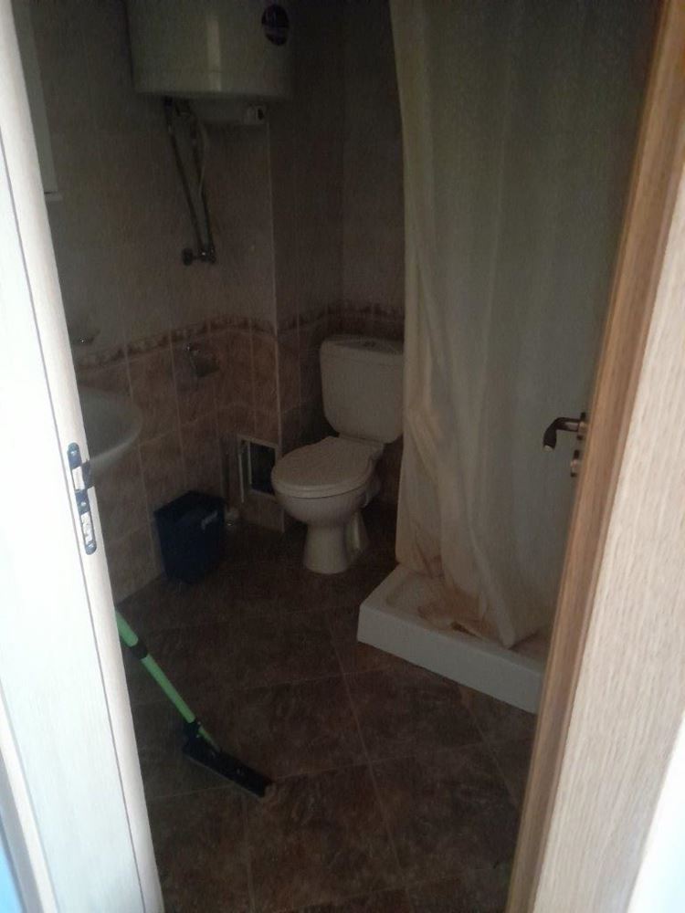 Меблированная двухкомнатная квартира в западной части Солнечного Берега