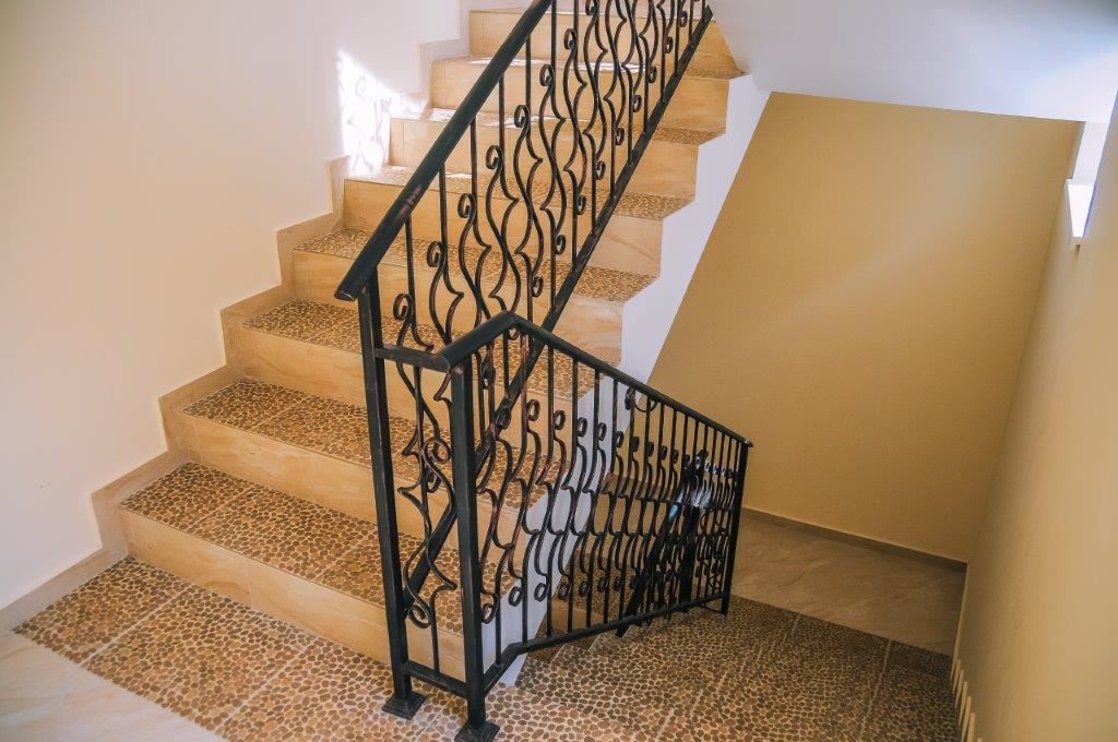 Квартира-люкс для отдыха и ПМЖ в новом жилом комплексе, Равда