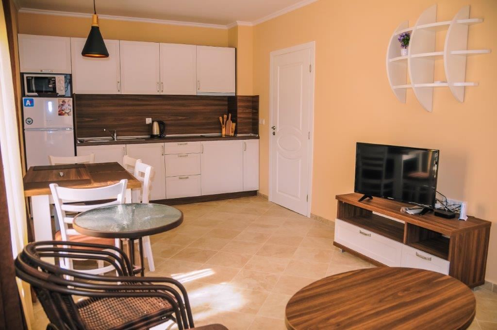 Квартира-люкс для отдыха и ПМЖ в новом жилом комплексе, Равда