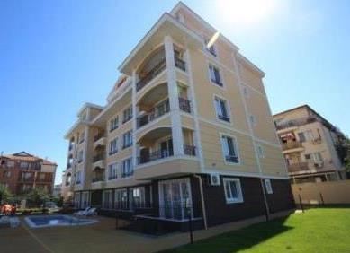 Предложение для инвестиции. Меблированные апартаменты в новом жилом комплексе в Равде