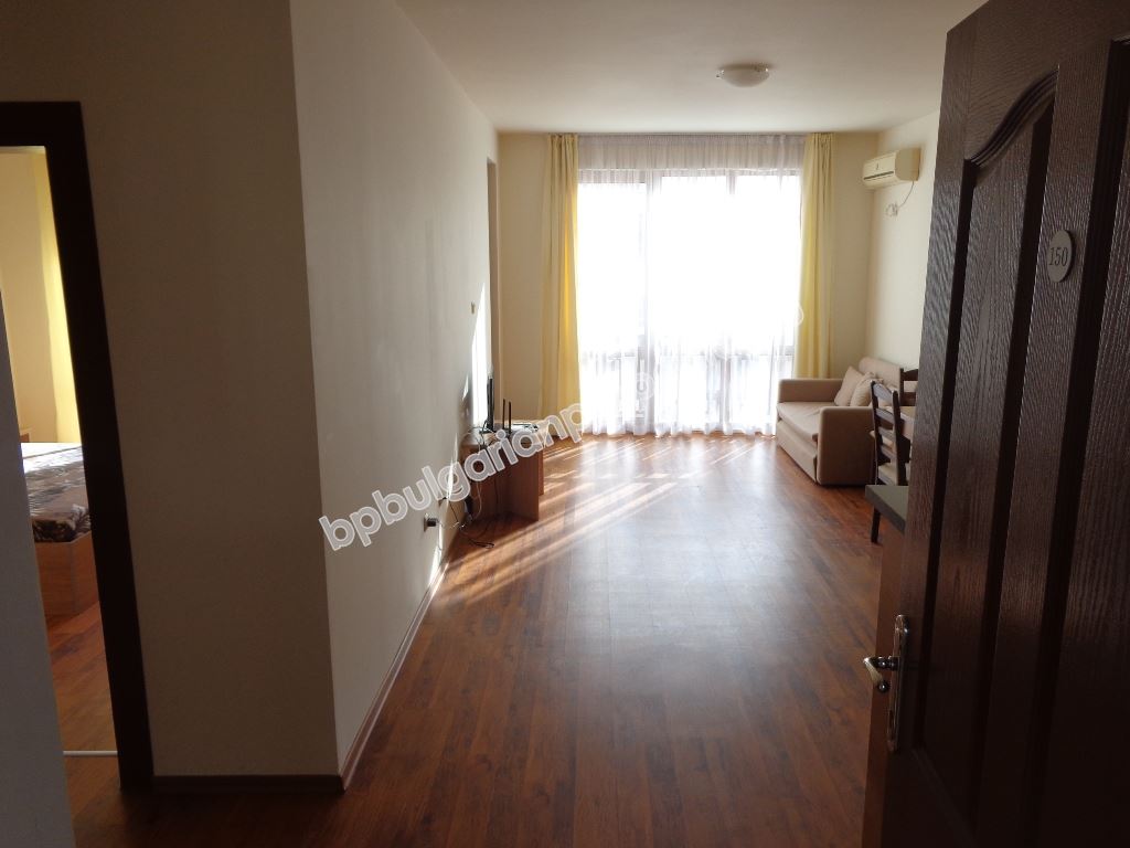 Большая двухкомнатная квартира в Святом Власе по выгодной цене