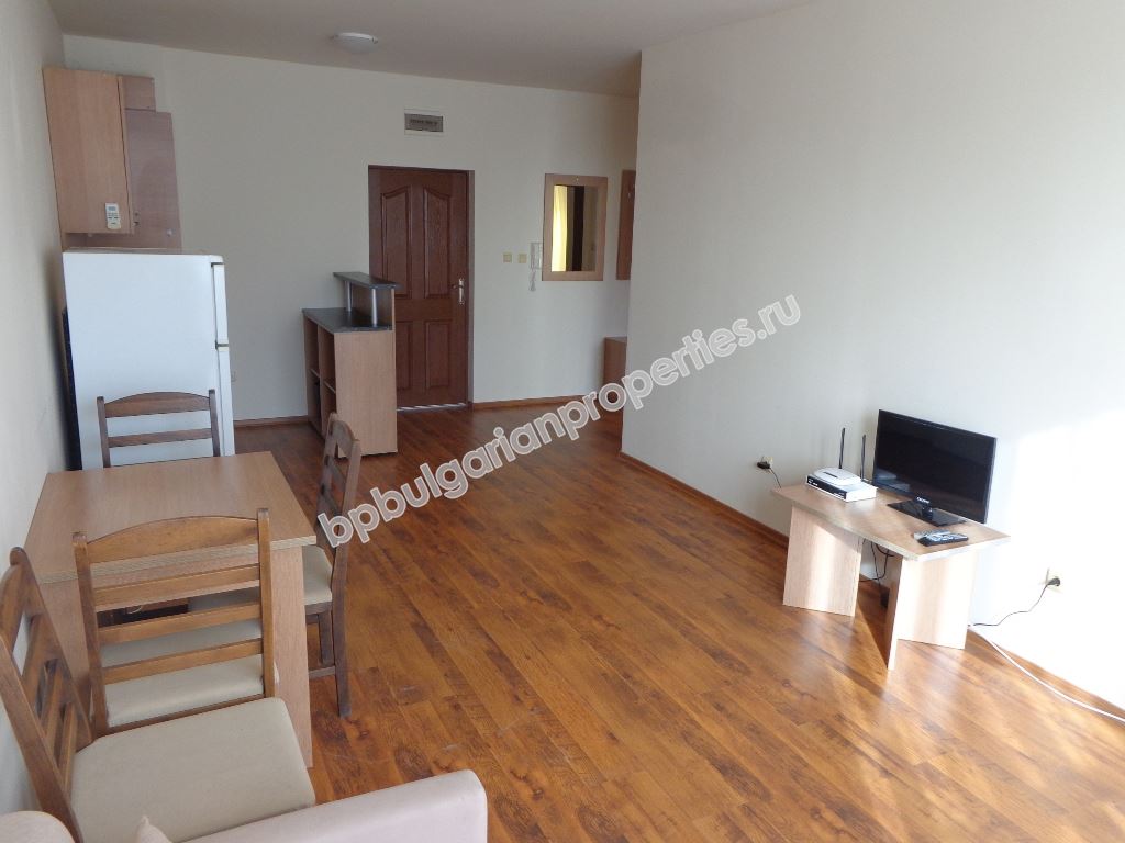 Большая двухкомнатная квартира в Святом Власе по выгодной цене