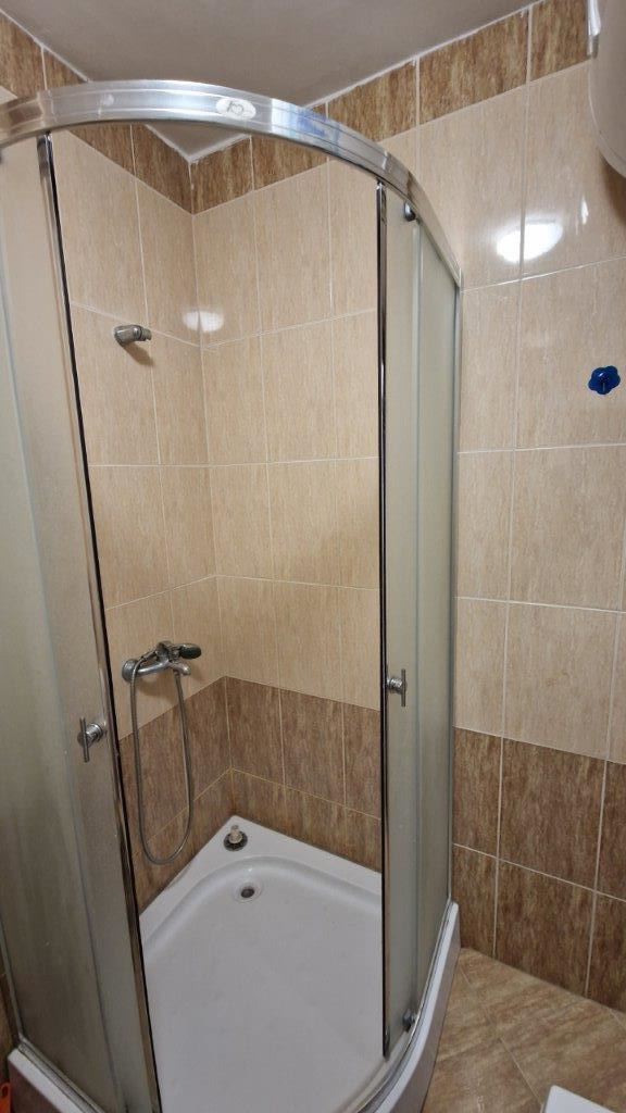 Квартира с одной спальней в жилом доме близко от моря в Равде