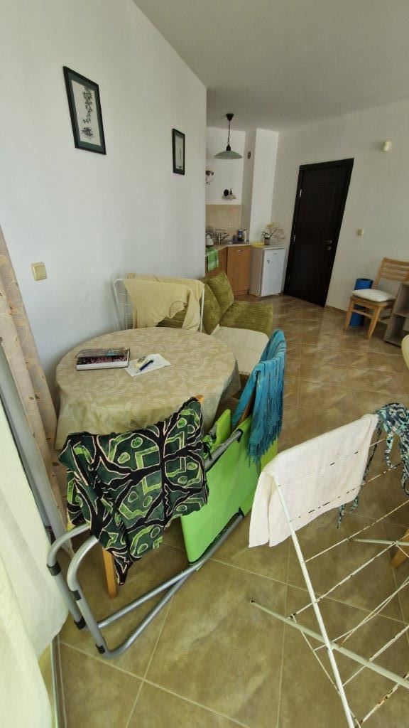 Квартира с одной спальней в жилом доме близко от моря в Равде