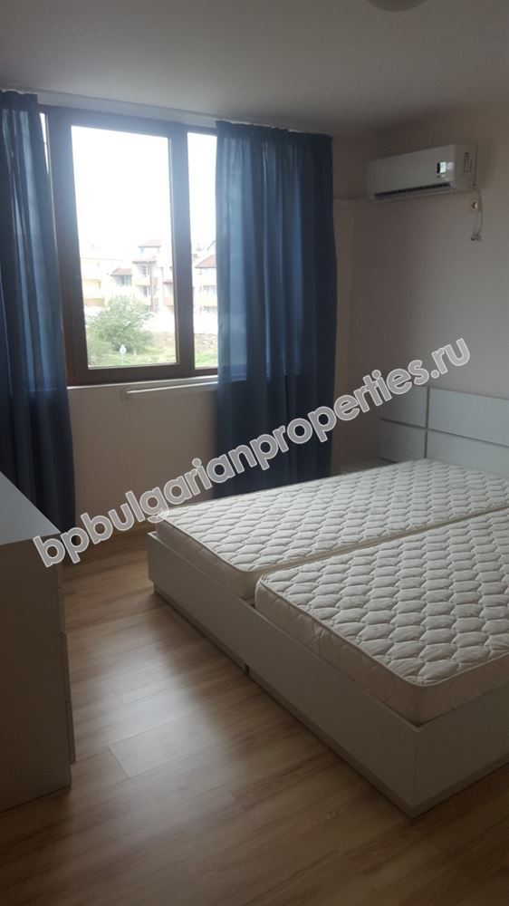 Меблированные апартаменты-люкс с видом на море рядом с пляжем в Равде