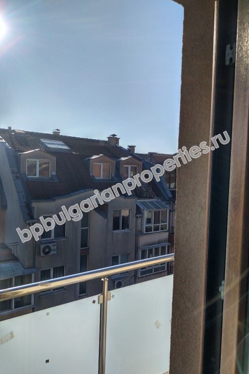 Двухуровневые апартаменты в центральной части Варны