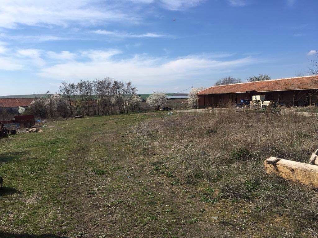 Земельный участок для производственных целей близко от Бургаса