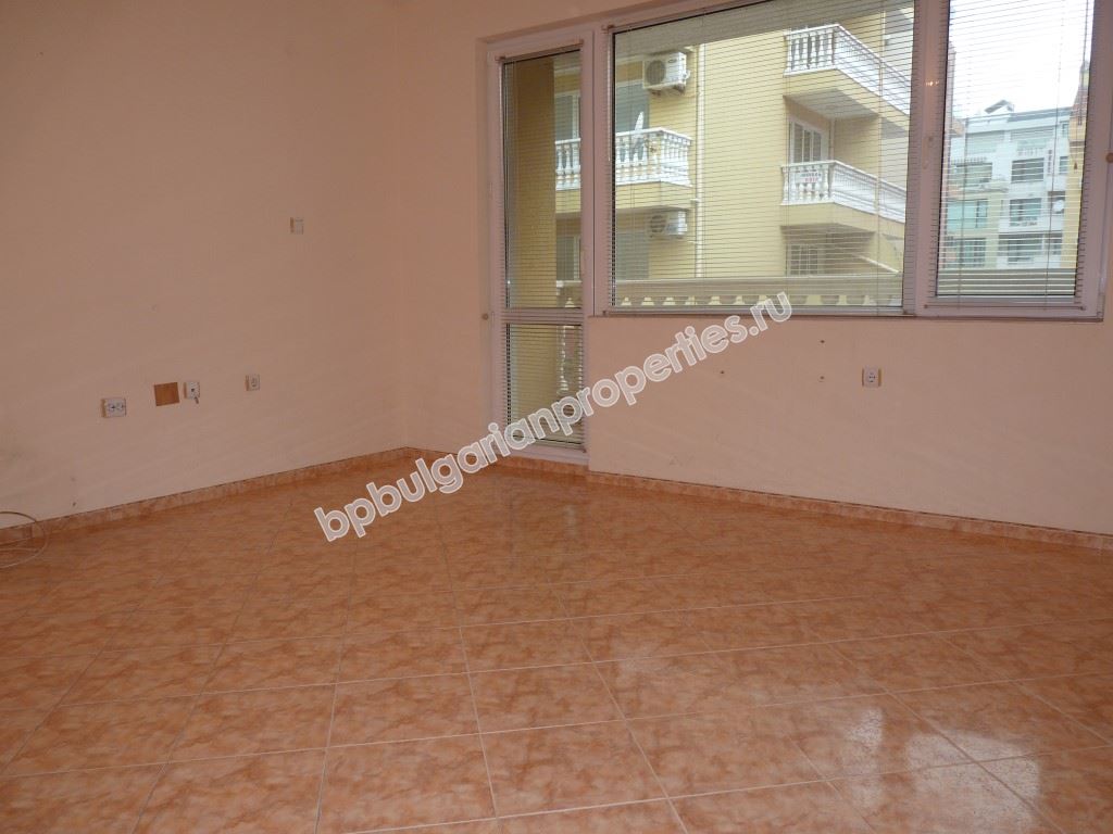 Дешевая двухкомнатная квартира близко от пляжа в центре Помория