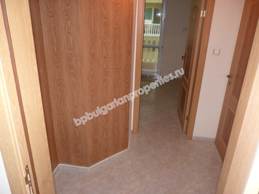 Дешевая двухкомнатная квартира близко от пляжа в центре Помория