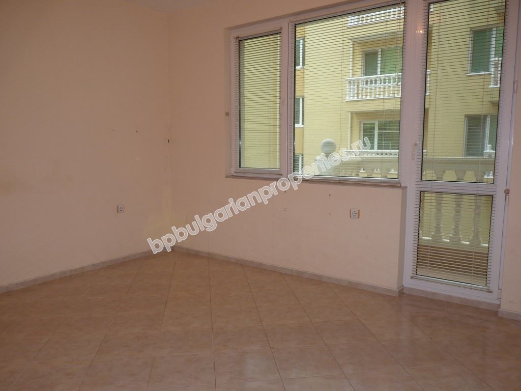 Дешевая двухкомнатная квартира близко от пляжа в центре Помория