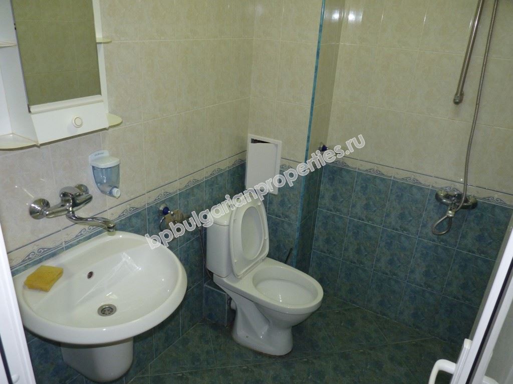 Дешевая двухкомнатная квартира близко от пляжа в центре Помория