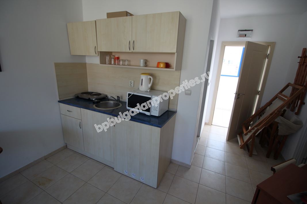 Дешевая квартира для инвестиции в 100 м от моря, Солнечный Берег