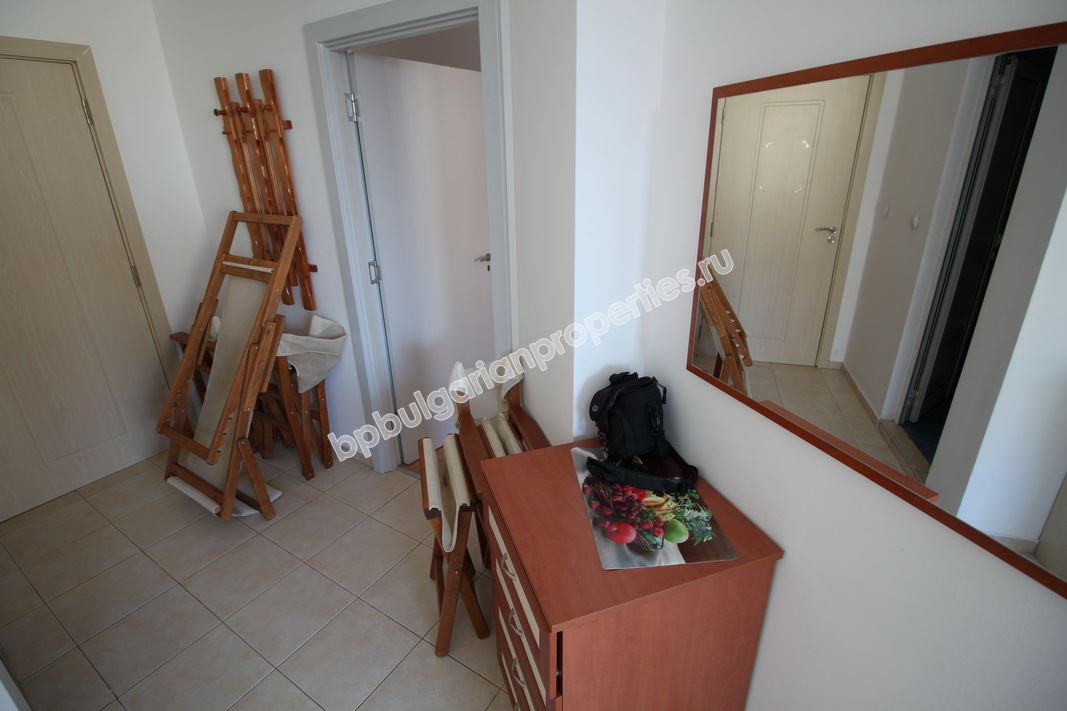 Дешевая квартира для инвестиции в 100 м от моря, Солнечный Берег