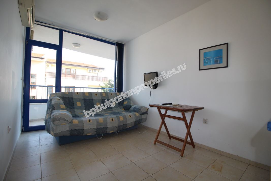 Дешевая квартира для инвестиции в 100 м от моря, Солнечный Берег