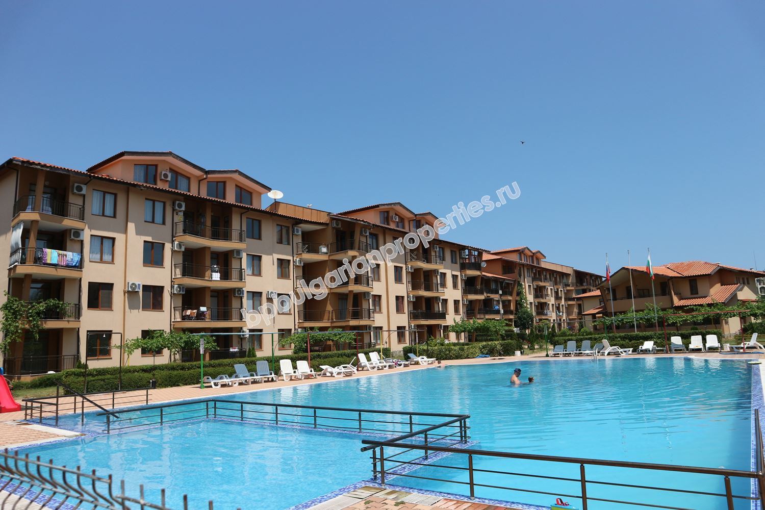 Просторная меблированная квартира рядом с пляжем 