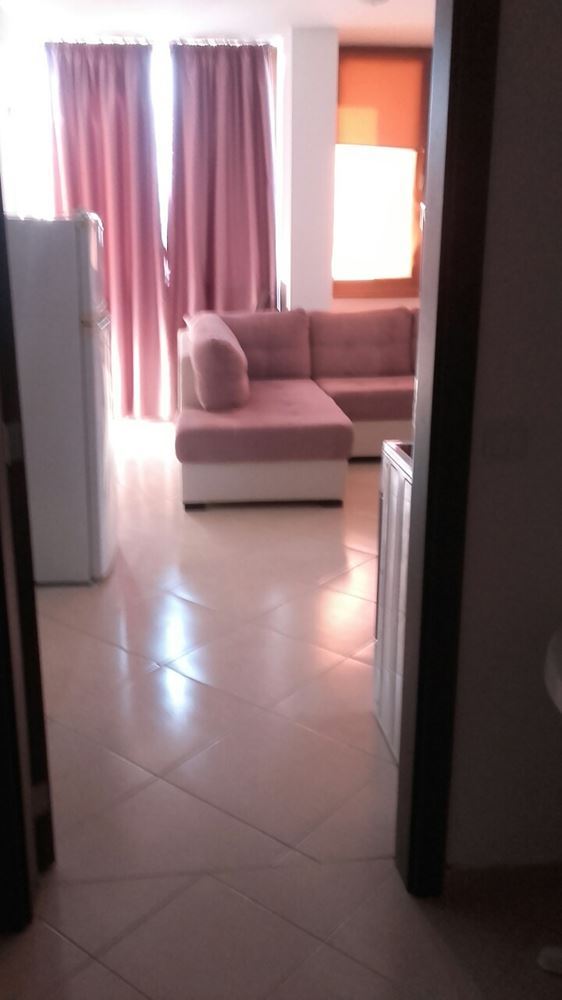 Выгодная двухкомнатная квартира близко от моря для инвестиции