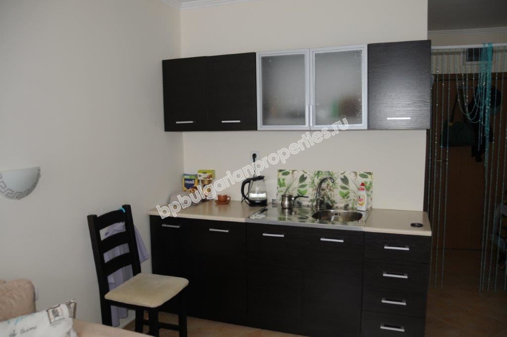 Меблированная студия в закрытом комплексе по выгодной цене