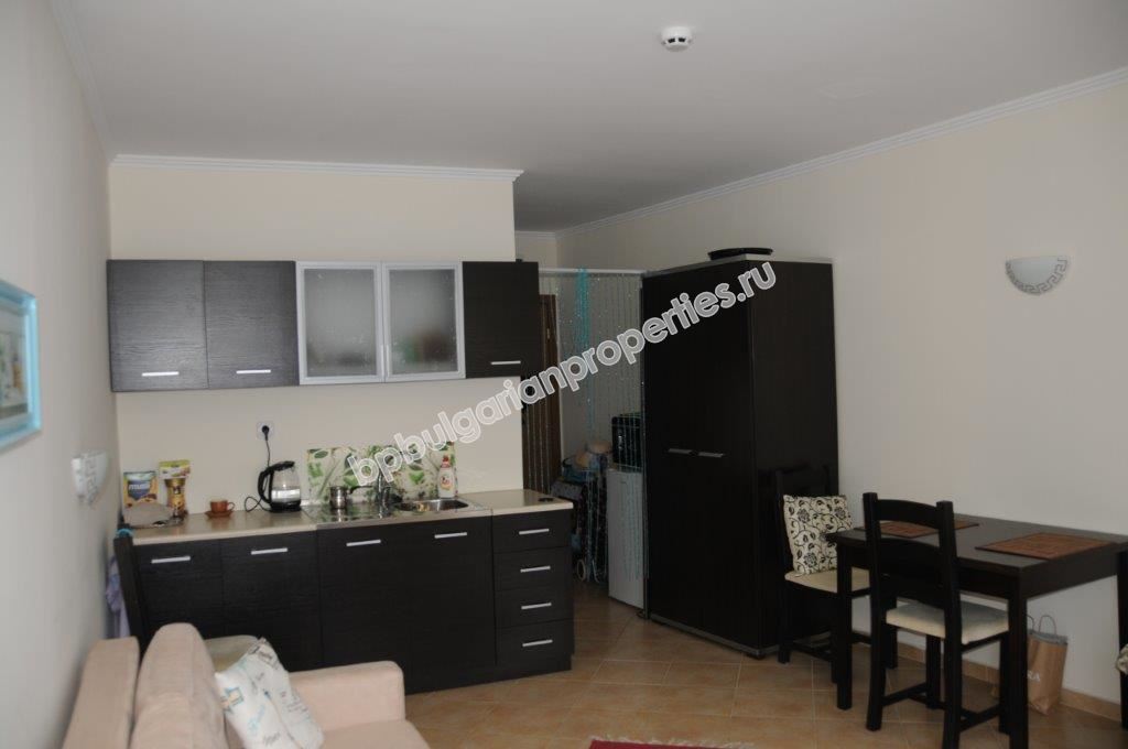 Меблированная студия в закрытом комплексе по выгодной цене