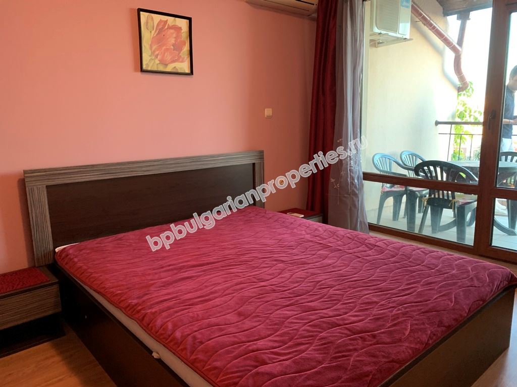 Квартира с панорамным видом на море близко от яхтенной пристани в Святом Власе