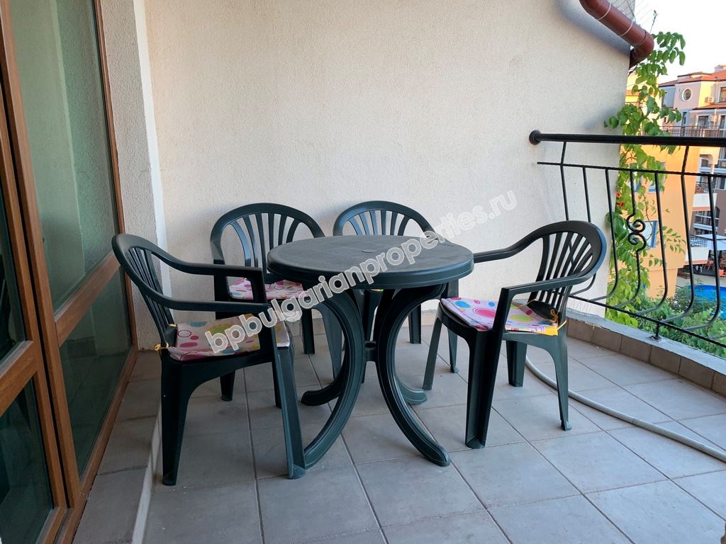 Квартира с панорамным видом на море близко от яхтенной пристани в Святом Власе