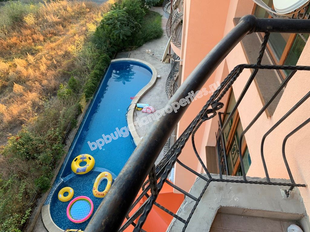 Квартира с панорамным видом на море близко от яхтенной пристани в Святом Власе