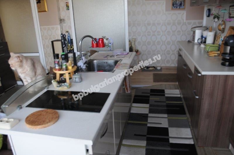 Просторные панорамные апартаменты близко от моря в Равде